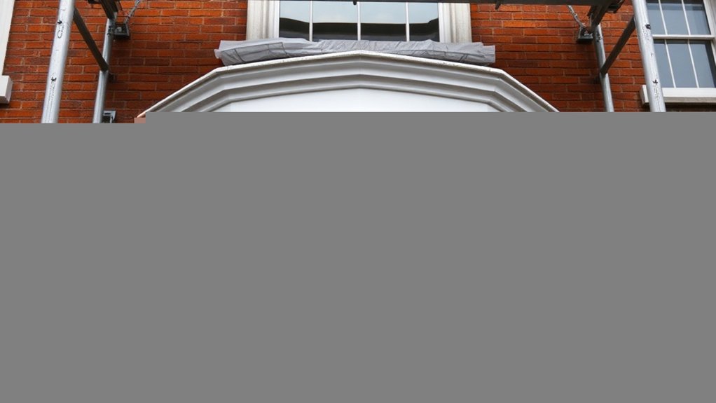 Bay Windows Bletchley